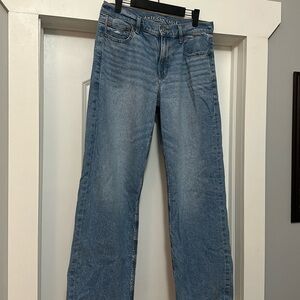 Women’s American Eagle stove pipe jeans